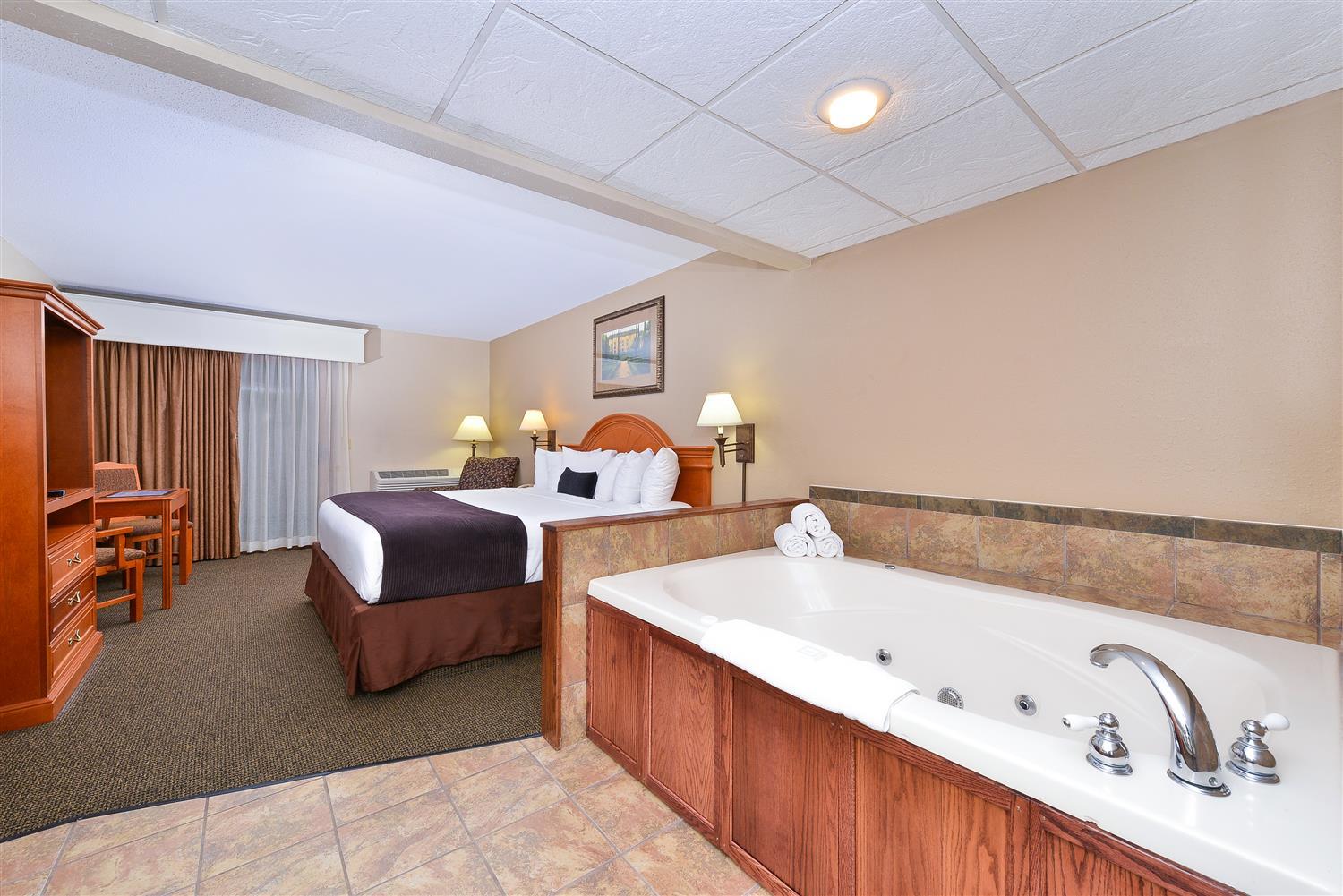 Revel Hotel Minot - Surestay Collection By Best Western Exterior foto