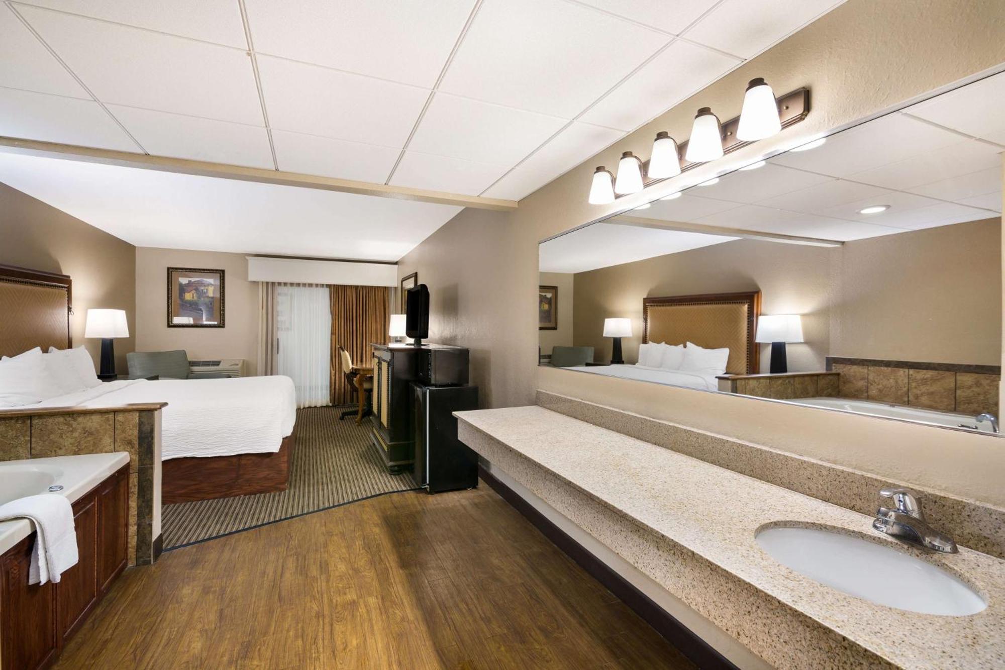 Revel Hotel Minot - Surestay Collection By Best Western Exterior foto